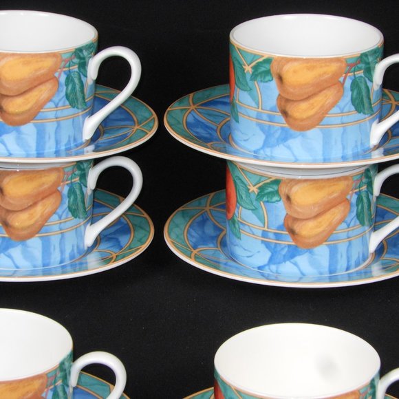 6 sets of beautiful tea cups & saucers. Victoria & Beale 9024 Forbidden Fruit - Picture 2 of 8